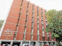 The move comes after the commission comprising CEC Kumar and fellow ECs Gyanesh Kumar and Sukhbir Singh Sandhu met here on Monday. File photo/PTI